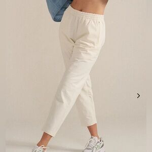 Outdoor voices RecTrek 26” pants color: bone(cream)